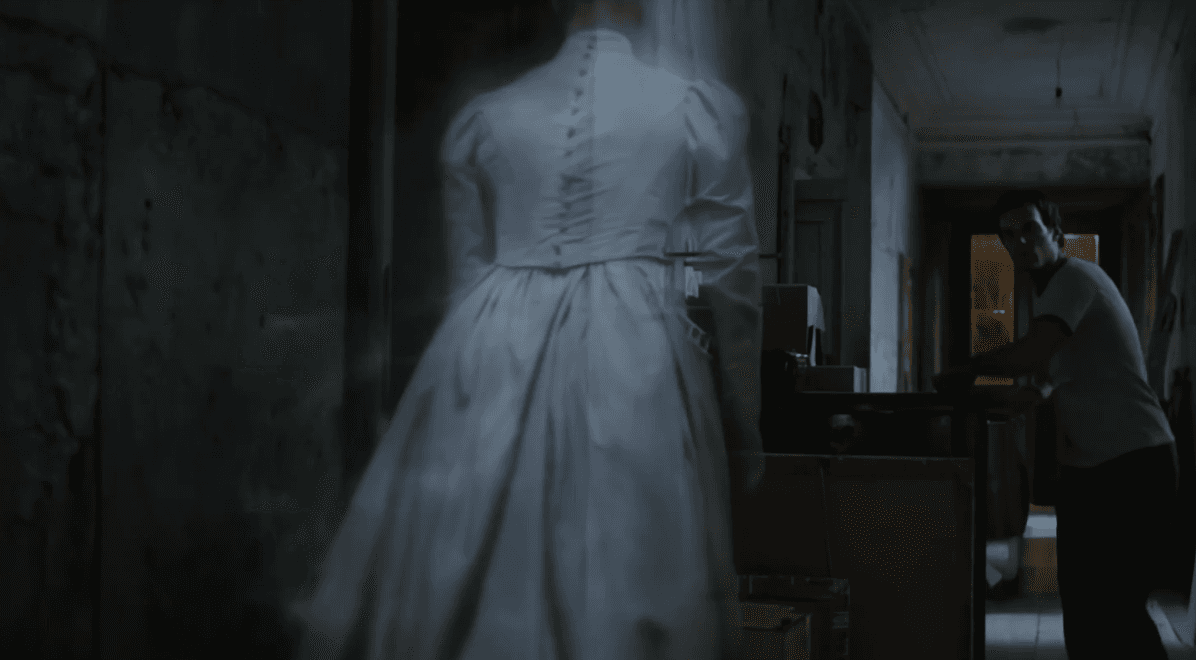 DULUX "GHOST"